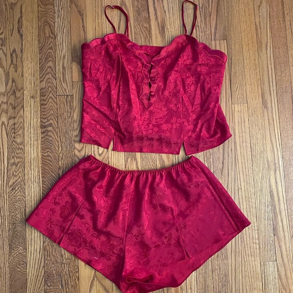 Other - ❤️2 Piece Vintage Night Set❤️